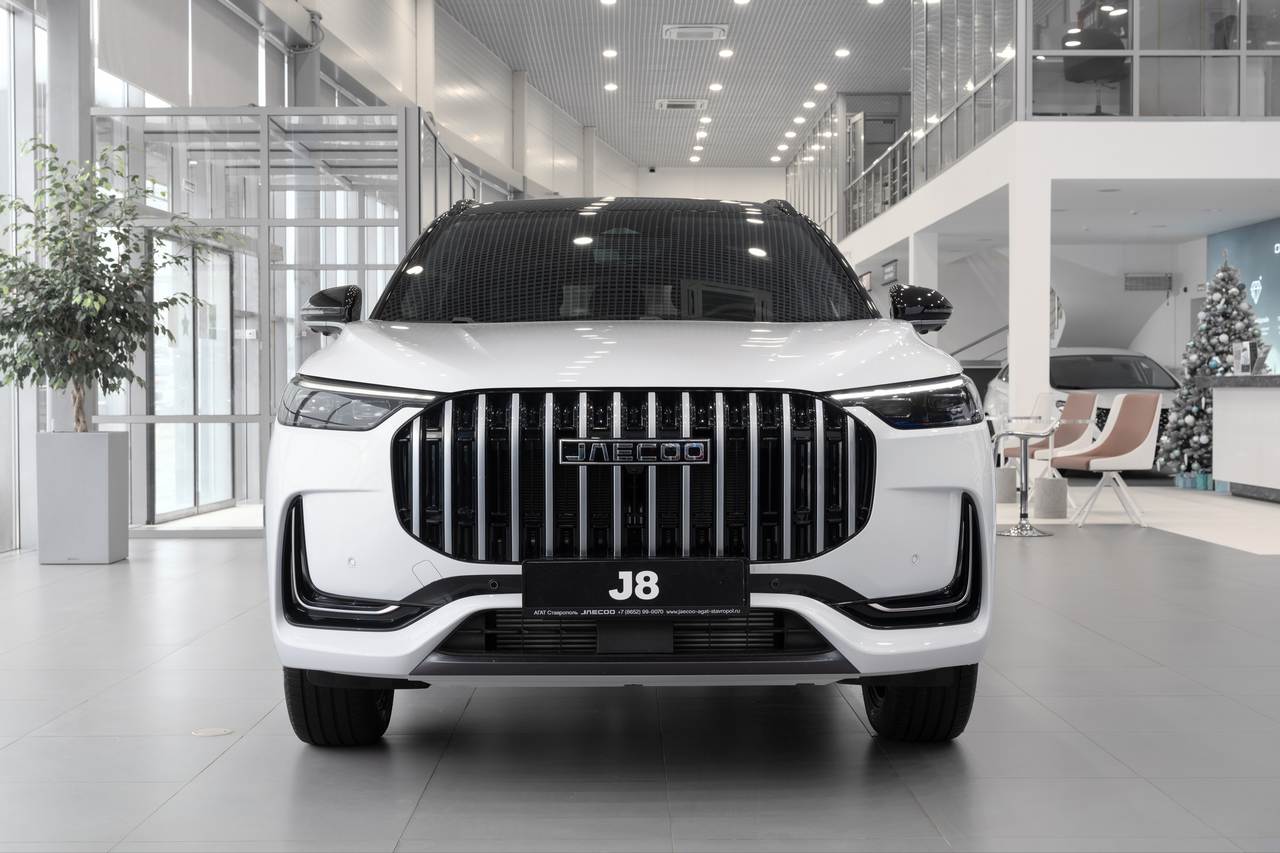 JAECOO J8 2.0T 7DCT Supreme BL 4WD (2-tone)