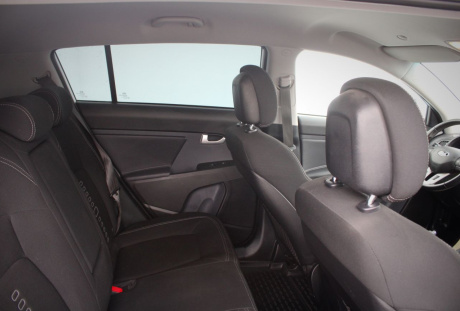 Kia Sportage 2014 года с пробегом 112 892 км, фото 13