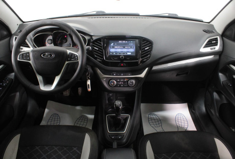 LADA Vesta SW Cross 2018 года с пробегом 142 001 км, фото 14