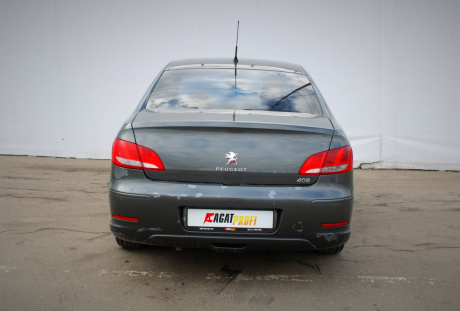 Peugeot 408 2012 года с пробегом 209 492 км, фото 6