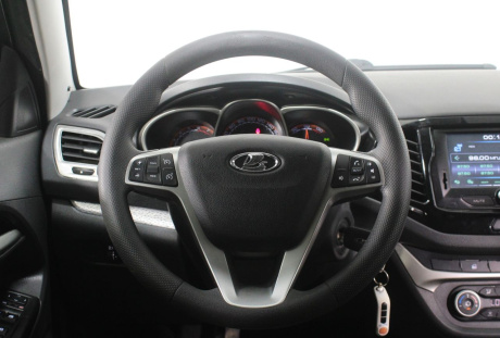 LADA Vesta SW Cross 2018 года с пробегом 142 001 км, фото 16