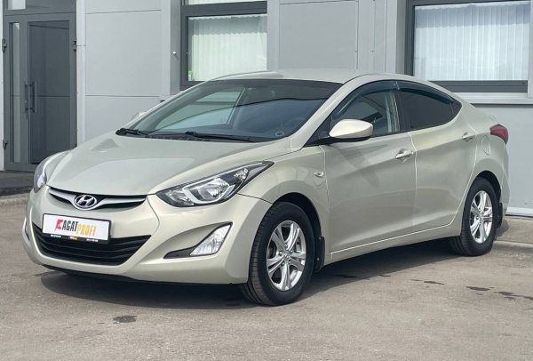 Hyundai Elantra 2015 года с пробегом 97 037 км, фото 1