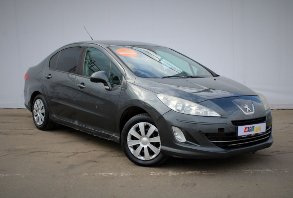 Peugeot 408 2012 года с пробегом 209 492 км, фото 3