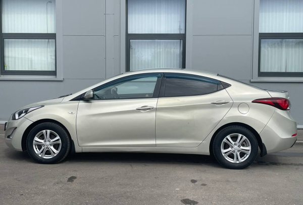Hyundai Elantra 2015 года с пробегом 97 037 км, фото 8