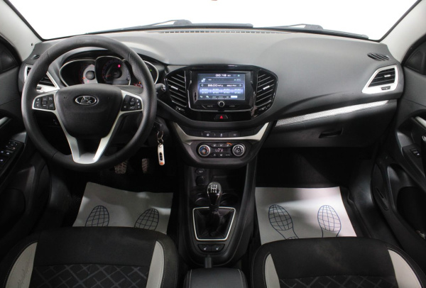 LADA Vesta SW Cross 2018 года с пробегом 142 001 км, фото 14
